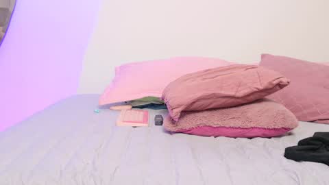     online show from 16, 1, 2025