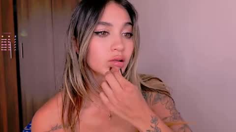 Mara Independent Model online show from 26, 2, 2025