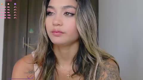 Mara Independent Model online show from 7, 3, 2025