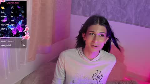 Snapshot of mara_friendboy chatting on 12, 12, 2024 Mara online show from 12, 12, 2024