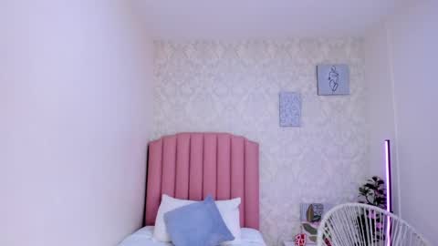 Snapshot of mara_galle chatting on 11, 4, 2026 Mara online show from 11, 4, 2026