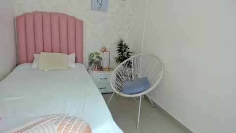 Snapshot of mara_galle chatting on 29, 4, 2026 Mara online show from 29, 4, 2026