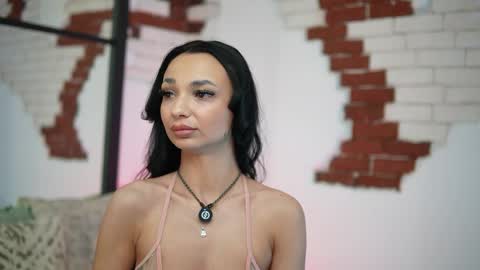 Snapshot of maraciel chatting on 7, 5, 2026 Mara online show from 7, 5, 2026