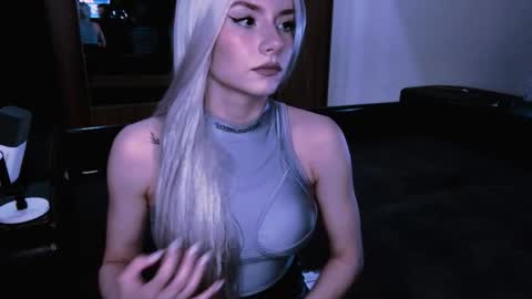 Snapshot of marblesli chatting on 10, 4, 2026 marblesli online show from 10, 4, 2026