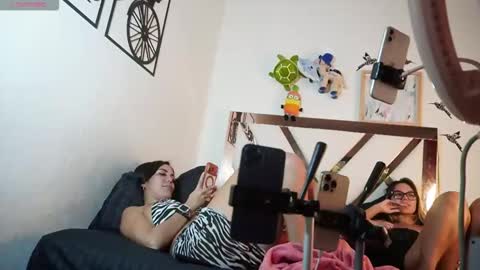 MARCE AND ..... online show from 19, 11, 2025