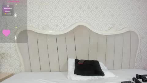 Marcela Cortes online show from 7, 3, 2026