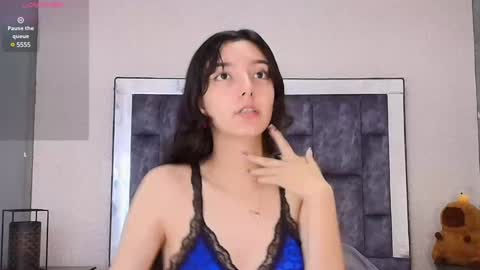 Marcela online show from 3, 1, 2025