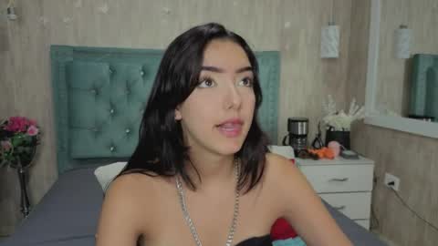 Snapshot of marcelaa_fox chatting on 17, 4, 2026 Marcela online show from 17, 4, 2026