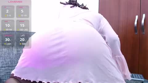 Snapshot of marcelagreyy chatting on 19, 9, 2025 MARCELA  online show from 19, 9, 2025