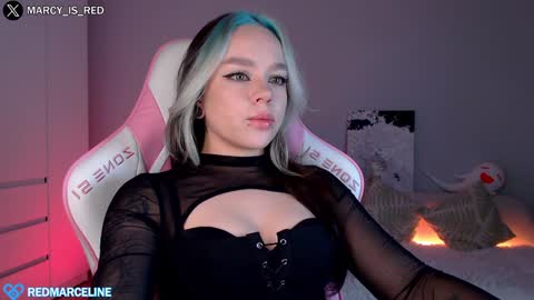 Snapshot of marceline_red chatting on 26, 1, 2025 Lady Marceline online show from 26, 1, 2025