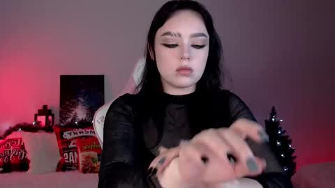 Snapshot of marceline_red chatting on 20, 12, 2025 Lady Marceline online show from 20, 12, 2025