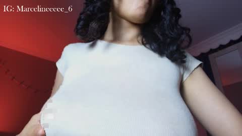 Snapshot of marcelinee__ chatting on 7, 4, 2026 Marce online show from 7, 4, 2026