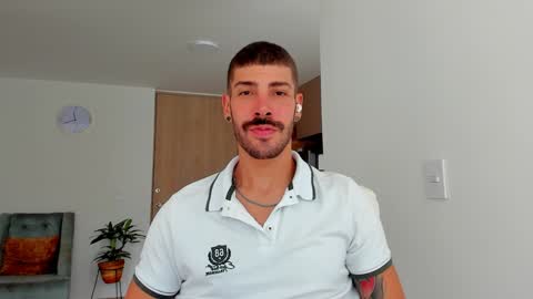 Snapshot of marco_tahani_ chatting on 23, 12, 2024 Marco IG marco tahani online show from 23, 12, 2024