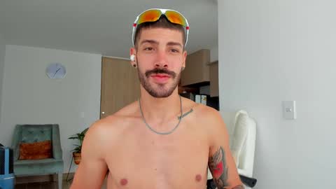 Snapshot of marco_tahani_ chatting on 27, 12, 2024 Marco IG marco tahani online show from 27, 12, 2024