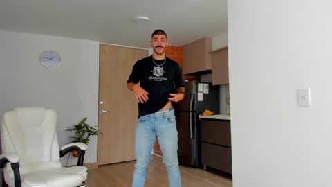 Snapshot of marco_tahani_ chatting on 29, 12, 2024 Marco IG marco tahani online show from 29, 12, 2024