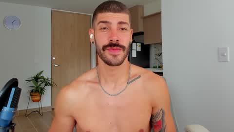 Snapshot of marco_tahani_ chatting on 3, 1, 2025 Marco IG marco tahani online show from 3, 1, 2025