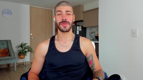 Snapshot of marco_tahani_ chatting on 10, 1, 2025 Marco IG marco tahani online show from 10, 1, 2025