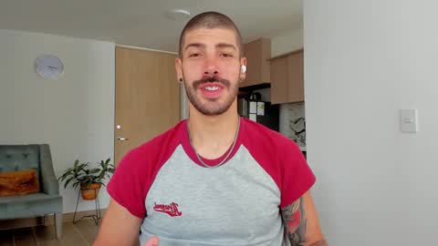 Snapshot of marco_tahani_ chatting on 31, 1, 2025 Marco IG marco tahani online show from 31, 1, 2025