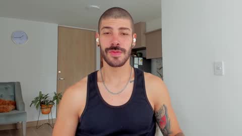 Snapshot of marco_tahani_ chatting on 4, 2, 2025 Marco IG marco tahani online show from 4, 2, 2025