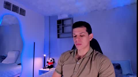 Snapshot of marcosullivan_ chatting on 14, 12, 2025 Marco Sullivan online show from 14, 12, 2025