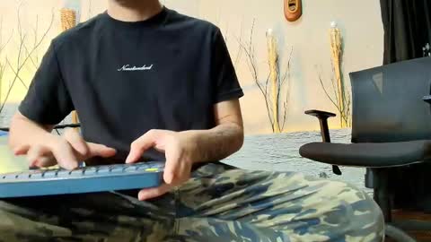 Snapshot of marcovitto chatting on 2, 10, 2025 marcovitto online show from 2, 10, 2025