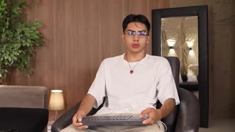 Marco and Ethan online show from 6, 10, 2025