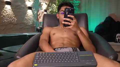 Snapshot of marcoyethan chatting on 5, 7, 2026 Marco and Ethan online show from 5, 7, 2026