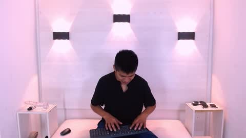 Snapshot of marcus_hans chatting on 18, 10, 2025 marcus hans online show from 18, 10, 2025