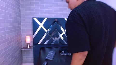 Snapshot of marcus_hans chatting on 29, 11, 2025 marcus hans online show from 29, 11, 2025