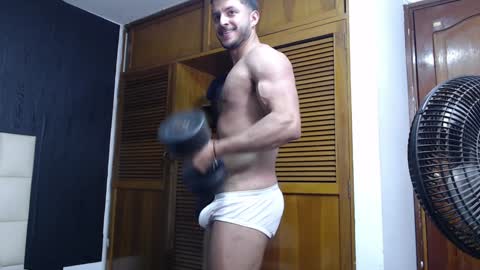Snapshot of marcus_lafourt chatting on 5, 2, 2025 marcus_lafourt online show from 5, 2, 2025