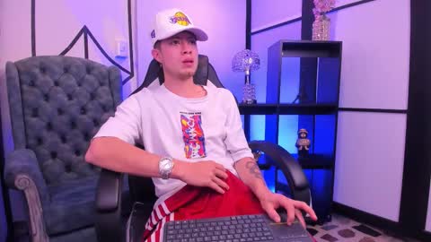 Snapshot of marcuscollins1_ chatting on 8, 1, 2026 Marcus online show from 8, 1, 2026