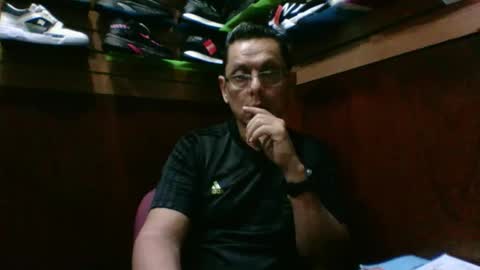 Snapshot of marcuskelvin chatting on 24, 10, 2025 Marcus online show from 24, 10, 2025