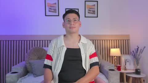 Snapshot of marcuswildx chatting on 17, 12, 2025 marcus online show from 17, 12, 2025