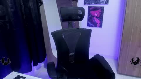  help me with 100 hands up online show from 23, 7, 2026