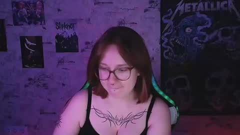 Snapshot of margaret_red chatting on 13, 6, 2026 Margaret online show from 13, 6, 2026