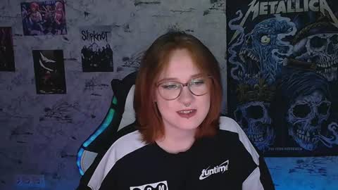Snapshot of margaret_red chatting on 15, 6, 2026 Margaret online show from 15, 6, 2026
