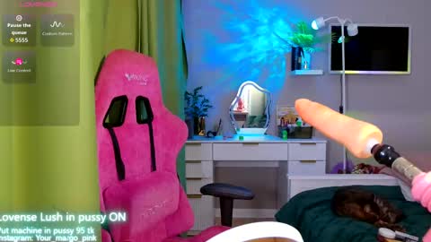 Snapshot of margohotty chatting on 4, 10, 2025 Margo for you   online show from 4, 10, 2025