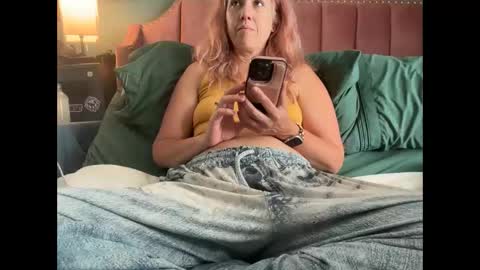 Elle online show from 28, 9, 2025