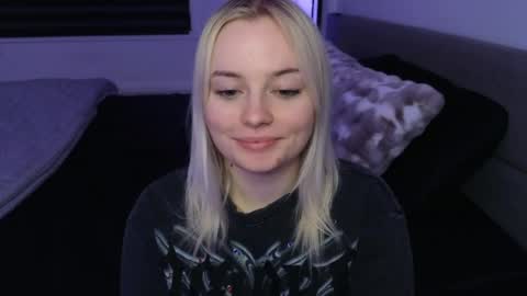 Snapshot of margot_robbie7 chatting on 27, 3, 2026 margot_robbie7 online show from 27, 3, 2026