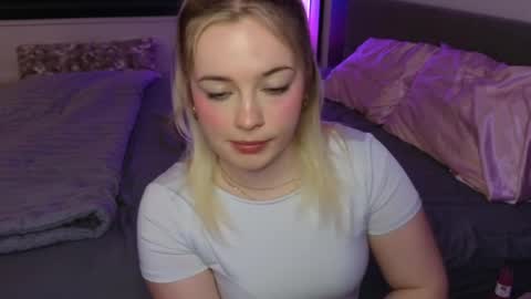 Snapshot of margot_robbie7 chatting on 2, 4, 2026 margot_robbie7 online show from 2, 4, 2026