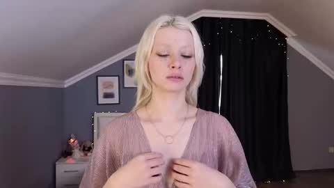 Milena online show from 28, 2, 2026