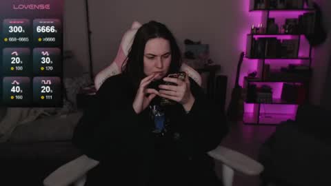 Snapshot of mari_moore7 chatting on 16, 3, 2026 mari moore online show from 16, 3, 2026