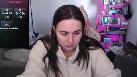 Snapshot of mari_moore7 chatting on 17, 4, 2026 mari moore online show from 17, 4, 2026