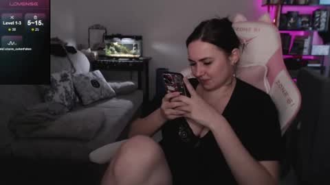 Snapshot of mari_moore7 chatting on 3, 6, 2026 mari moore online show from 3, 6, 2026