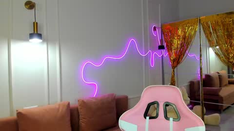 Snapshot of mari_nett chatting on 30, 12, 2024 mari_nett online show from 30, 12, 2024