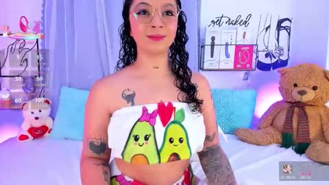 Snapshot of mari_sweett chatting on 18, 11, 2025 Mari Sweett online show from 18, 11, 2025