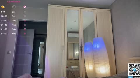 Snapshot of maria_bowie chatting on 8, 3, 2026 Maria online show from 8, 3, 2026