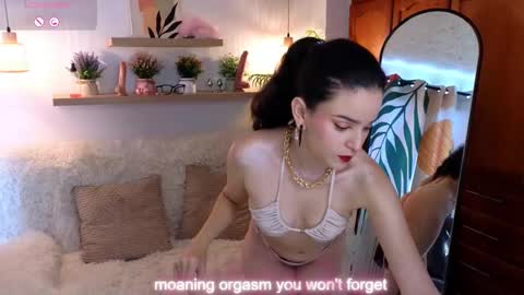 Maria Flowwer online show from 21, 2, 2025