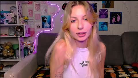 Snapshot of maria_hunt chatting on 7, 12, 2024 Maria online show from 7, 12, 2024