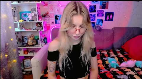 Snapshot of maria_hunt chatting on 25, 1, 2025 Maria online show from 25, 1, 2025